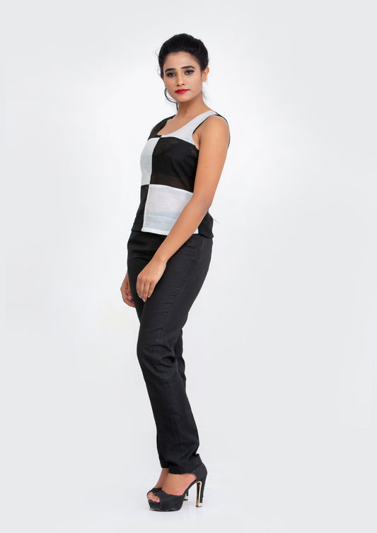 White and Black Cotton Chess chequered Sleeveless Short Top
