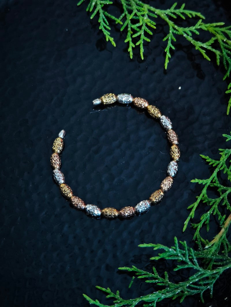 Kada (Women's)