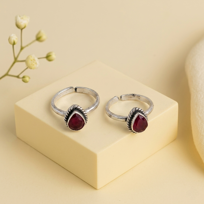 Ruby Teardrop Silver Toerings